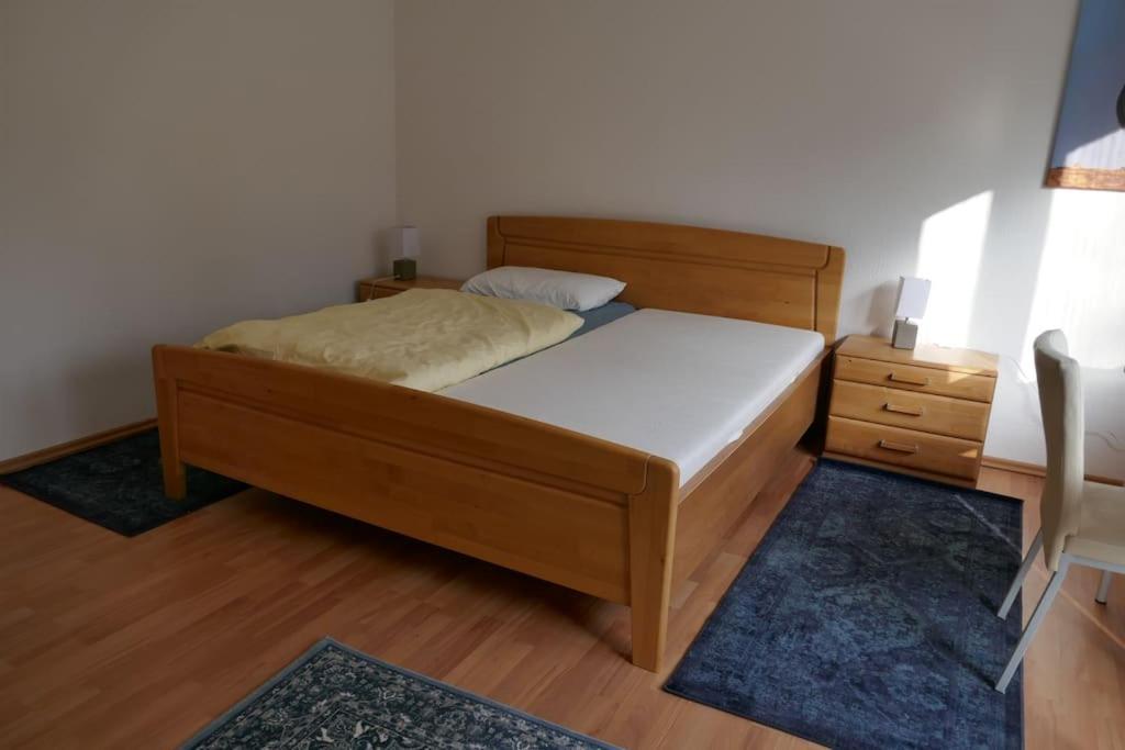 Apartment Ruhige 4-zi-wohnung Mit Grossem Balkon Und Blick Ins Gruene Karlsruhe