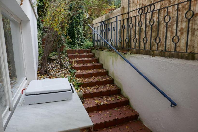 Ruhige 4-zi-wohnung Mit Grossem Balkon Und Blick Ins Gruene Karlsruhe