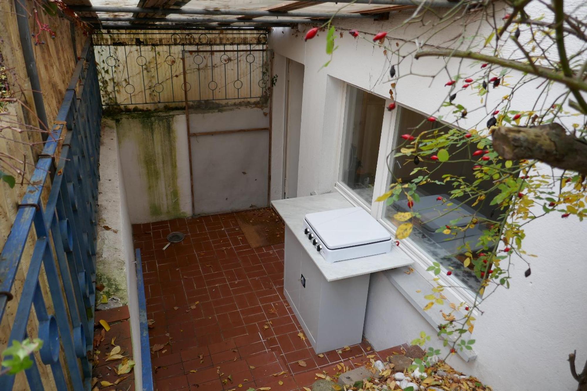 Apartment Ruhige 4-zi-wohnung Mit Grossem Balkon Und Blick Ins Gruene *